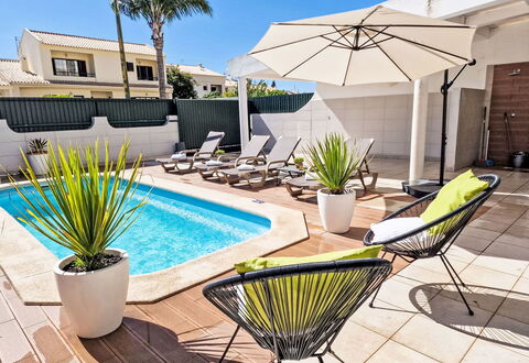 V2 Caliços - Vip Properties: Piscine, Mobilier De Jardin, Meubles, Recours, Parapluie, Chaise, Eco Hôtel, Balancelle, Ombre, Patio