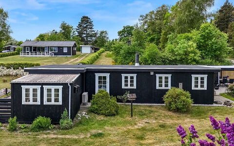 Blomma - 1Km from the Sea: Domicile, Maison, Chalet, Toit, Lot Terre, Biens, Ferme, Jardin, Pelouse, Cour