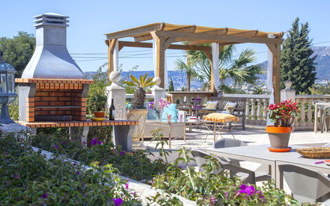 C&M: Meubles, Pot De Fleur, Table, Mobilier De Jardin, Chaise, Jardin, Recours, Tableau De Plein Air, Ombre