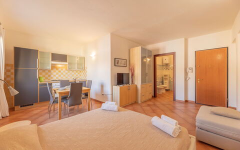 Cristal Blu Apartments In Santa Teresa Gallura: Design Intérieur, Bois, Meubles, Pièce, Sol, Sol, Plafond, Appartement, Lit, Chambre