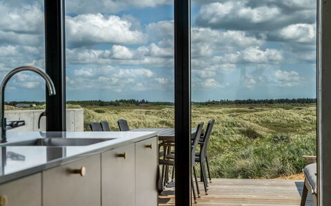 Tamina - 50M from the Sea: Bois, Domicile, Porche, Plate-Forme, Dur, Toit, Tache De Bois, Parquet, Eco Hôtel