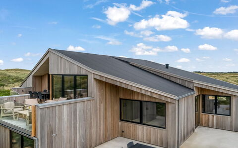 Tamina - 50M from the Sea: Bois, Domicile, Porche, Plate-Forme, Dur, Toit, Tache De Bois, Parquet, Eco Hôtel