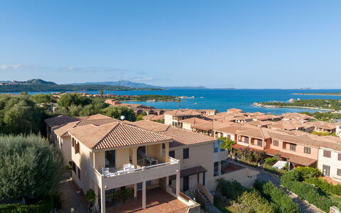 Golfo Aranci Apartments With Ac: Zone Résidentielle, Cotiers Et Relief Océaniques, Domicile, Côte, Mer, Appartement, Rive, Banlieue, Biens, Océan