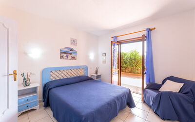 Appartamento Rombo: Meubles, Appartement, Recours, Chaise, Chambre, Hôtel, Lit, Villa, Literie, Cadre De Lit