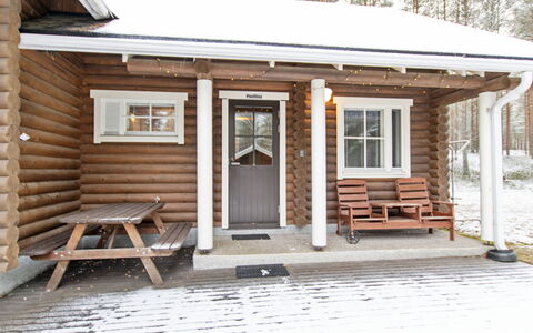 Kilpolan Orvokki, Pauliina Ja Karoliina: Bois, Chalet, Maison, Domicile, Porte, Dur, Batiments Jardin, Tache De Bois, Cabane En Rondins, Planche