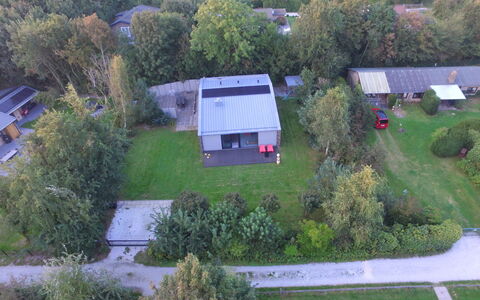 Villa Vrijheid: Arbre, Zone Résidentielle, Paysage, Toit, Domicile, Maison, Lot Terre, Plaine, Zone Rurale, Jardin