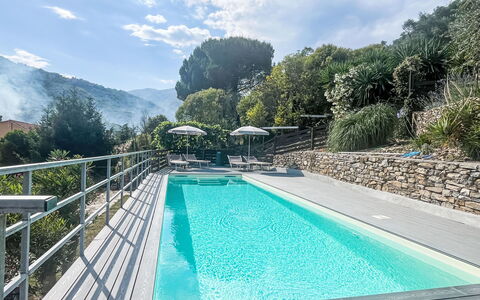 Molini di Prelà 42: Bleu, Piscine, Composite, Loisir, Recours, Eco Hôtel, Clôture, Ville Resort, Hôtel
