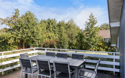 Maylin - 350M from the Sea: Biens, Ombre, Allée, Ferme
