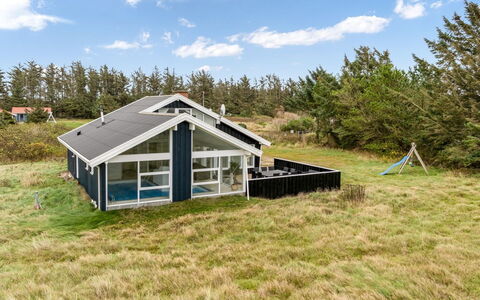 Caya - 750M from the Sea: 