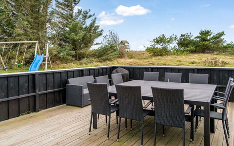Caya - 750M from the Sea: Biens, Ombre, Allée, Ferme