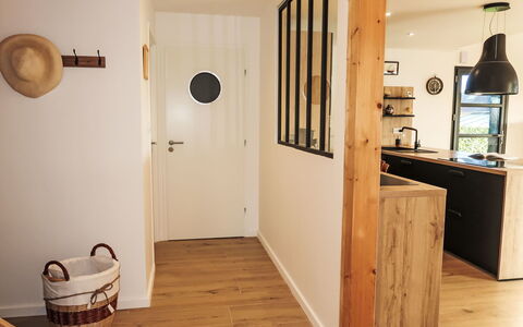 Ty'Vonne: Appartement, Balcon, Recours, Eco Hôtel, Ombre, Chaise, Condominium, Hôtel, Mobilier De Jardin