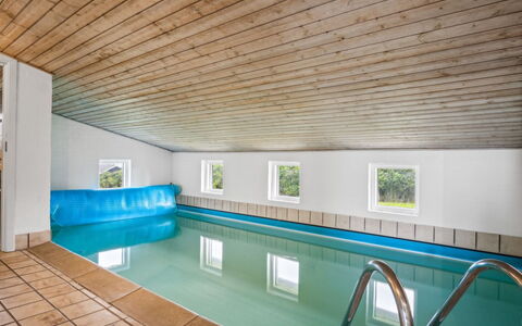Nelina - 300M from the Sea: Piscine, Ferme, Biens, Villa, Recours, Hacienda, Eco Hôtel, Arrière-Cour
