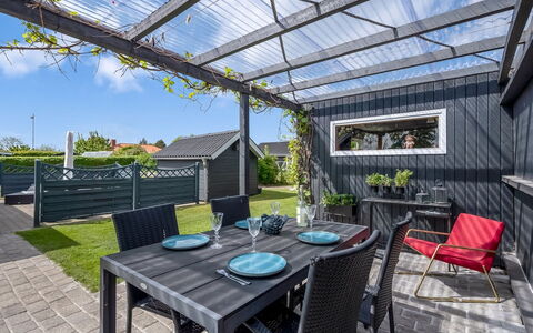 Nantje - 300M from the Sea: Composite, Ombre, Plate-Forme, Jardin, Patio, Structure En Plein Air, Store, Cour, Mobilier De Jardin, Aménagement Paysager