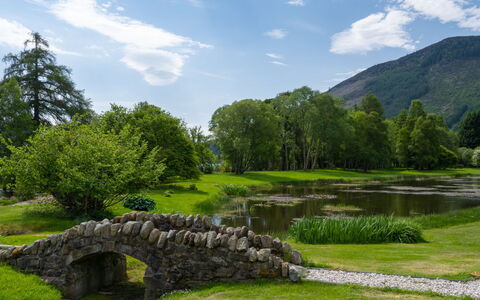 Loch Ness Granary: Vert, Plan D'Eau, La Nature, Paysage Naturel, Environnement Naturel, Paysage, Banque, Pont, Jardin