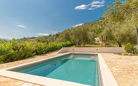 Okit: Maison, Domicile, Chalet, Biens, Allée, Balcon, Siding, Villa