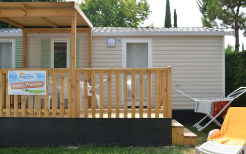 Camping Iscrixedda: Maison, Domicile, Chalet, Biens, Allée, Balcon, Siding, Villa