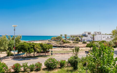 Vista Mare Da Rossella: Ciel, Bleu, Jour, L'Eau, Plan D'Eau, Côte, Plage, Horizon, Été, Mer
