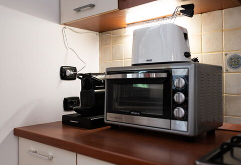 La Vista Mare Da Viola: Appareil De Cuisine, Électroménager, Appareil Électronique, Principaux Appliance, Petit Appareil, Comptoir, Cuisine, Four Micro-Onde