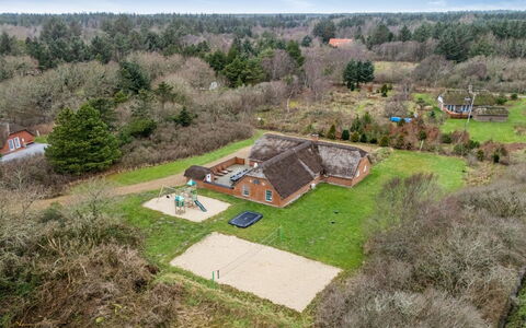 Aagot - 1.7Km from the Sea: Maison, Toit, Domicile, Chalet, Cabanon, Batiments Jardin, Siding, Cour, Cabane En Rondins, Cabane