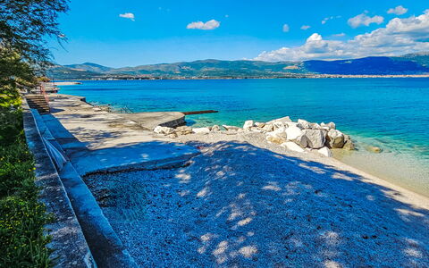 Robert: Bleu, L'Eau, Plan D'Eau, Côte, Cotiers Et Relief Océaniques, Horizon, Mer, Nuage, Plage, Rive