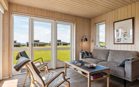 Gudbrand - 500M from the Sea: Biens, Ombre, Allée, Ferme