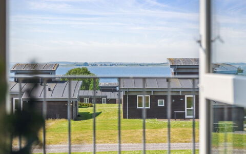 Gudbrand - 500M from the Sea: Biens, Ombre, Allée, Ferme