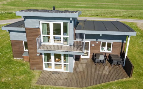 Magga - 520M from the Sea: Biens, Ombre, Allée, Ferme