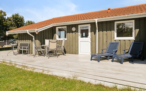 Suometar - 90M from the Sea: Herbe, Prairie, Lot Terre, Chalet, Zone Rurale, Prairie, Batiments Jardin, Jardin, Cabanon