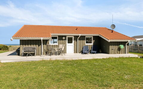 Suometar - 90M from the Sea: Herbe, Prairie, Lot Terre, Chalet, Zone Rurale, Prairie, Batiments Jardin, Jardin, Cabanon