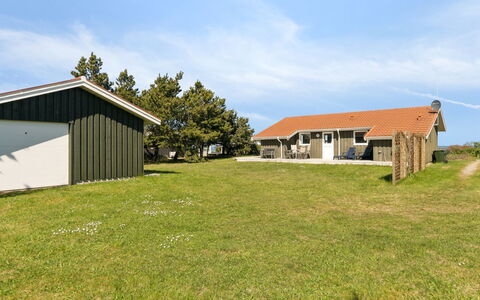 Suometar - 90M from the Sea: Herbe, Prairie, Lot Terre, Chalet, Zone Rurale, Prairie, Batiments Jardin, Jardin, Cabanon