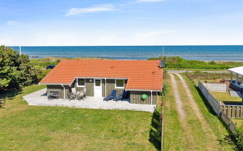 Suometar - 90M from the Sea: Herbe, Prairie, Lot Terre, Chalet, Zone Rurale, Prairie, Batiments Jardin, Jardin, Cabanon