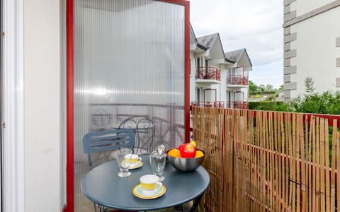 Balcons de la Rance: Zone Résidentielle, Établissements Humains, Appartement, Condominium, Piscine, Recours, Mobilier De Jardin, Hôtel, Ville Resort, Vacances