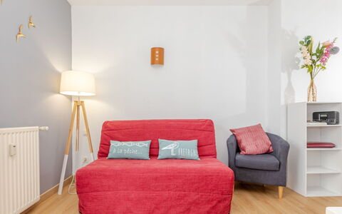 Balcons de la Rance: Zone Résidentielle, Établissements Humains, Appartement, Condominium, Piscine, Recours, Mobilier De Jardin, Hôtel, Ville Resort, Vacances