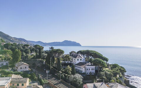 Green Home Seaside, Parking, Wifi, Ac, Genova Nerv: Bâtiment, Zone Résidentielle, Maison, Domicile, Côte, Paysage, Colline, Cotiers Et Relief Océaniques, Mer, Établissements Humains