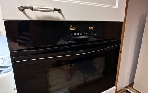 Alte Gemeindestube 2. Og Ost: Principaux Appliance, Appareil De Cuisine, Électroménager