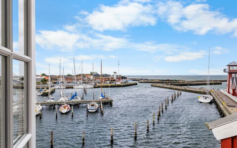 Annete - 20M from the Sea: L'Eau, Plan D'Eau, Bateau, Voie Navigable, Navire, Marina, Quai, Bateaux Et Nautique - Materiel Et Fournitures, Port, Port