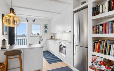 Annete - 20M from the Sea