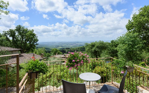 Villa Tregole: Paysage, Printemps, Station De Montagne, Eco Hôtel, Balcon, Mobilier De Jardin, Tableau De Plein Air, Clôture