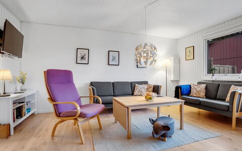 Arise - 700M from the Sea: Biens, Ombre, Allée, Ferme