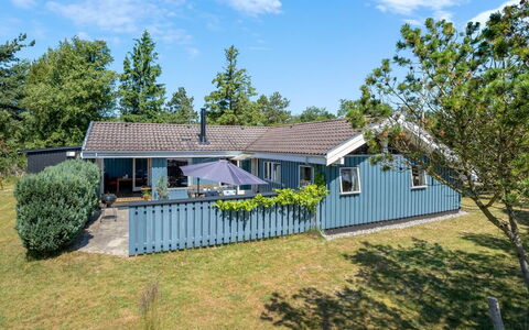 Kaija - 100M from the Sea: Domicile, Chalet, Porche, Siding, Ferme, Structure En Plein Air