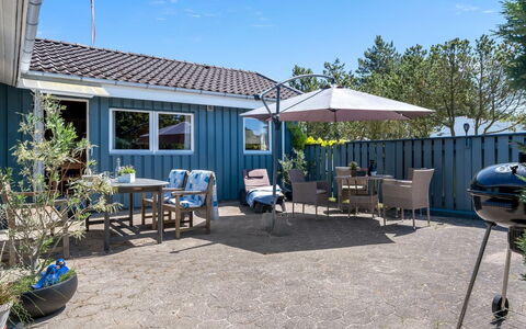 Kaija - 100M from the Sea: Domicile, Chalet, Porche, Siding, Ferme, Structure En Plein Air