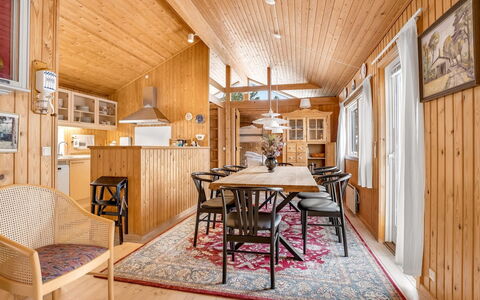 Kaija - 100M from the Sea: Domicile, Chalet, Porche, Siding, Ferme, Structure En Plein Air