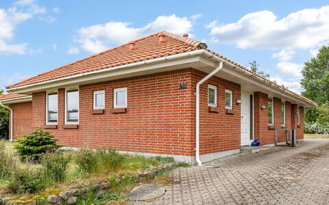 Srebra - 420M from the Sea: Appartement, Condominium, Biens, Balcon, Villa, Hôtel
