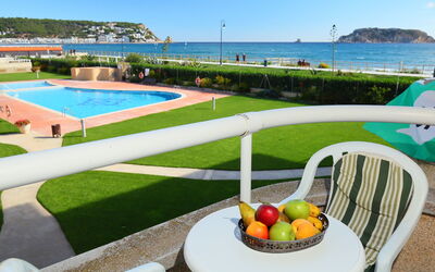 L'Estartit 100: Propriété, Immobilier, Herbe, Recours, Loisir, Maison, Vacances, Meubles, Bâtiment, Piscine