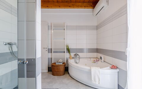 Casa Colleoro: Design Intérieur, Sol, Luminaire Plomberie, Sol, Plafond, Éclairage, Salle De Bains, Plomberie, Domicile, Meubles