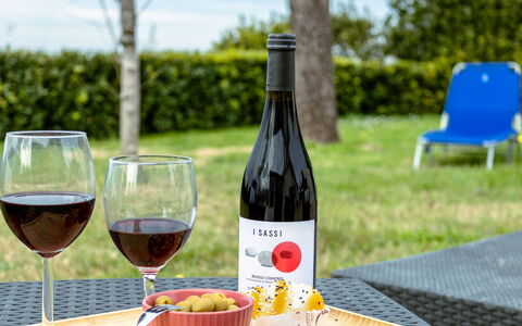 Casa Colleoro: Aliments, Fruit, Bouteille, Vaisselle, Du Vin, Ingrédient, Produire, Drinkware