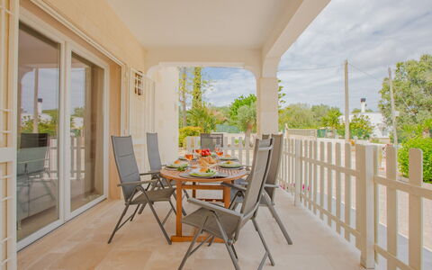 Villa Vera: Sol, Sol, Design Intérieur, Porche, Meubles, Domicile, Chaise, Mobilier De Jardin, Plafond, Balcon
