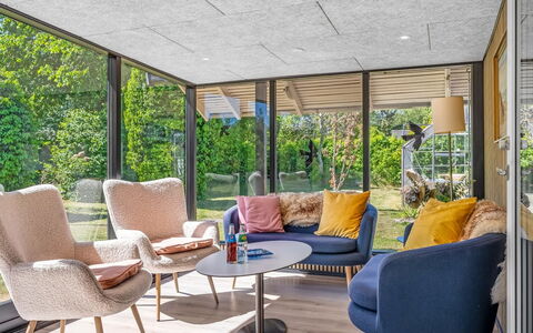 Sven - 250M to the Fjord: Meubles, Design Intérieur, Chaise, Bois, Sol, Table, Sol, Salon, Table Basse, Canapé