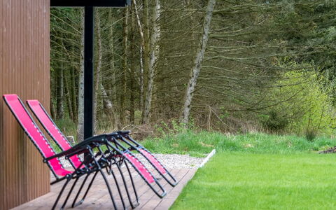 Herwarth - 2.3Km from the Sea: Design Intérieur, Plafond, Appartement, Sol, Meubles, Sol, Pièce, Éclairage, Domicile, Canapé