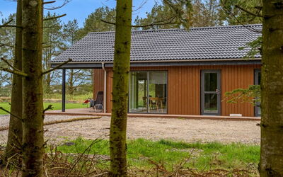Herwarth - 2.3Km from the Sea
